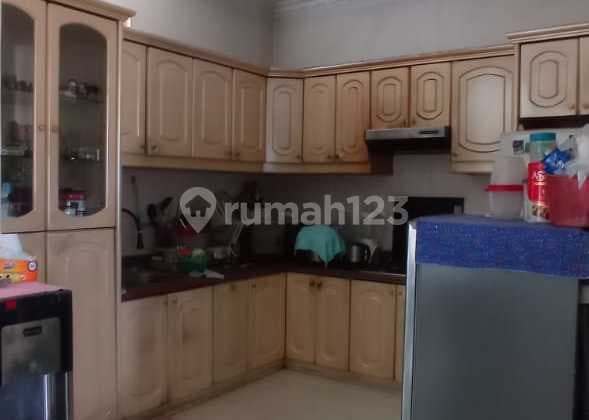 Jual/ Sewa Ruko 3 Lantai Jl. Hz. Mustofa, Tasikmalaya