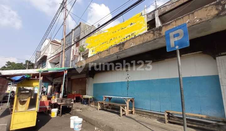 Disewakan Tempat Usaha 8X15 Meter Sebrang Masjid Agung Jl. Yudanegara, Tasikmalaya
