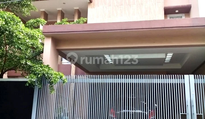Rumah Taman Aries Kembangan Jakarta Barat Cantik