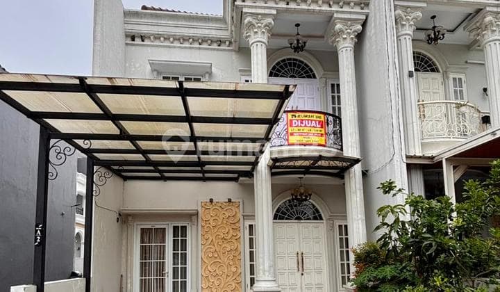 Dijual Rumah Siap Huni Full Furnished dengan Fasilitas Kolam Renang Dalam Cluster di Kebagusan Jakarta Selatan