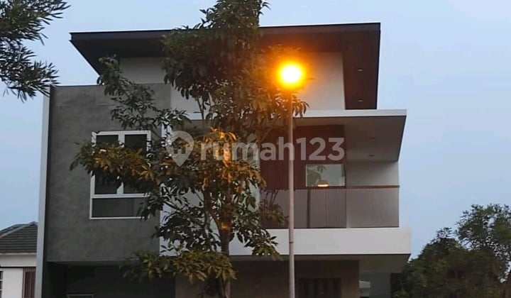 Baru Gress !! Dian Istana Mocca Vrbana ~ Wiyung Baru Gress !! Dian Istana Mocca Vrbana ~ Wiyung