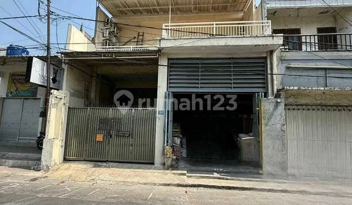 Rumah Raya Semolowaru Rumah Raya Semolowaru