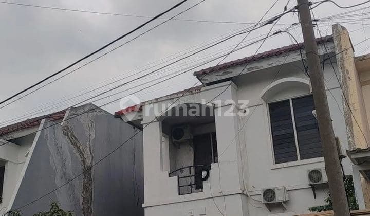 Dijual Rumah di Dharmahusada Mas,Dekat Galaxy Mall,Kertajaya