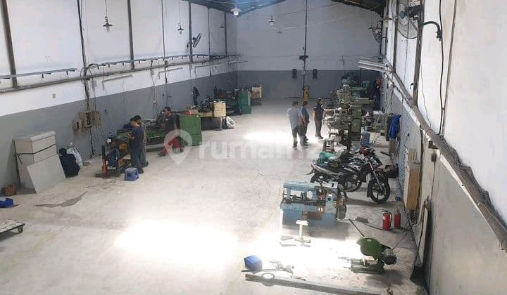 Murah,gudang Dijual Di Dumar Industri di Margomulyo Gudang HGB 500.0 m² Unfurnished