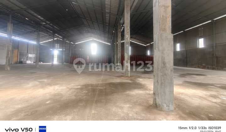 Raya Manyar Warehouse Near Manyar Toll, Near Jipe Port