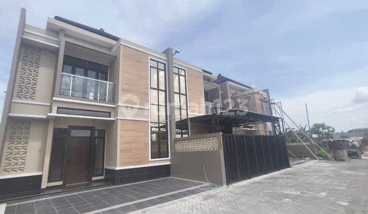 Rumah 2 Lantai Solo Baru Modern 10 Menit Pakuwon Mall