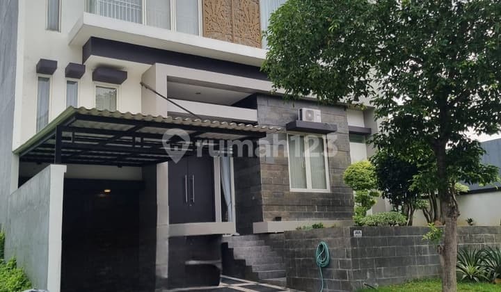 Jual Rumah Furished 2 Lantai Somerset Citraland Surabaya Barat