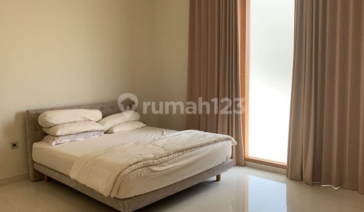 Jual dan Disewakan Rumah Villa Bukit Regency Pakuwon Indah Surabaya Barat Full Furnished