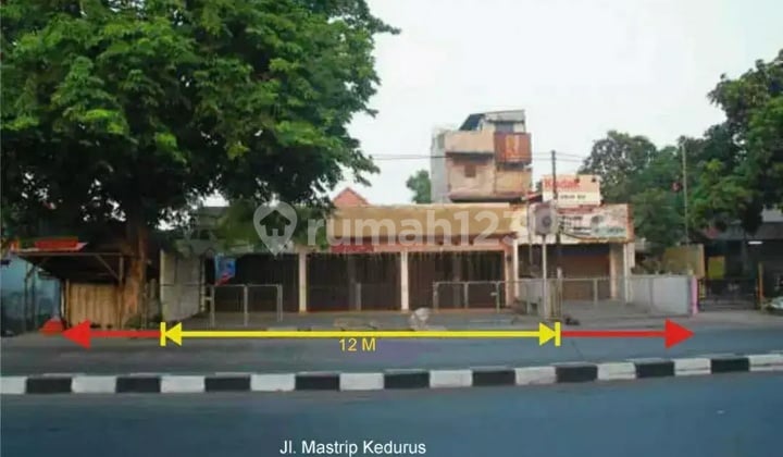 For Sale, Strategic Commercial Building on Raya Mastrip, South Surabaya
