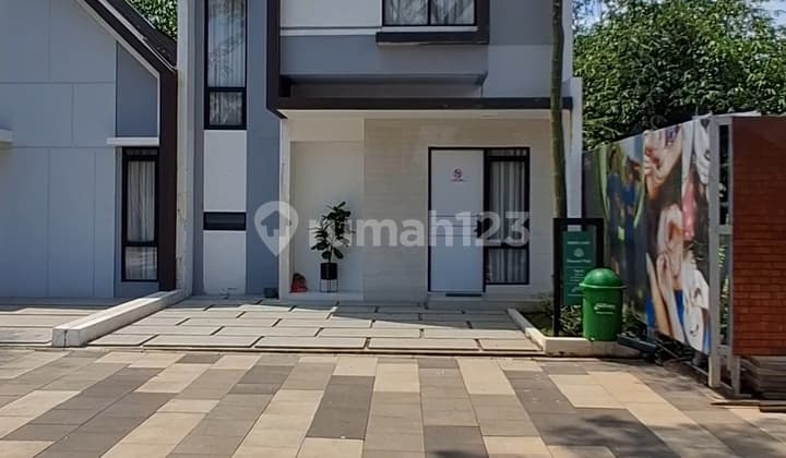 Rumah Serpong Natura City KPR 3 Jutaan 15 Menit ke Tol dan Stasiun
