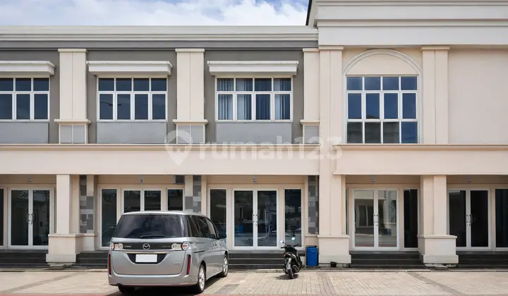Ready-to-Use Semi-Furnished Shop House The Savia BSD City Near Modern Market South Tangerang