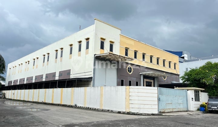 Komp Pergudangan Elang Laut - Tanah Dgn Luas 1564M Berikut Bangunan Siap Pakai Cash Keras