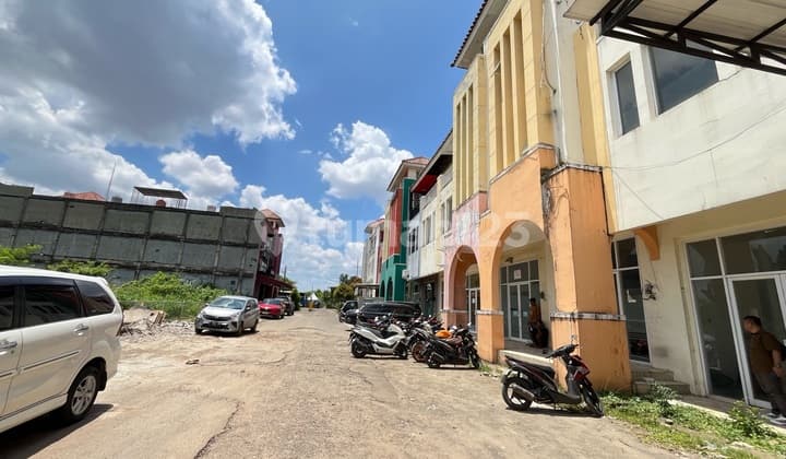 CBD Ciledug - 4-Storey Shop House Price Below Market Cash Only