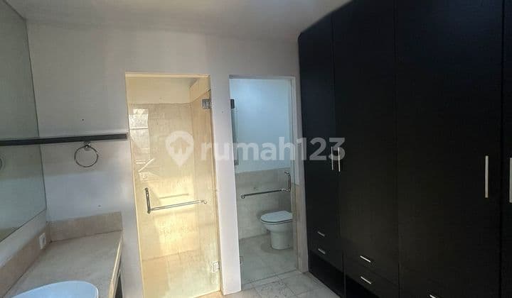 Rumah Jual Lokasi Seminyak