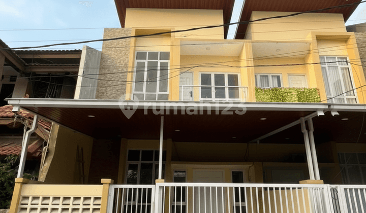 Harga Terbaik! Rumah 2 Lantai Siap Huni di Lokasi Favorit Terletak di Harapan Indah 73471 Fd