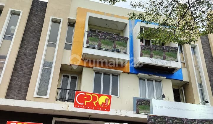 Ruko Disewa di Harapan Indah Lokasi Strategis Cocok untuk Usaha 11814 Er