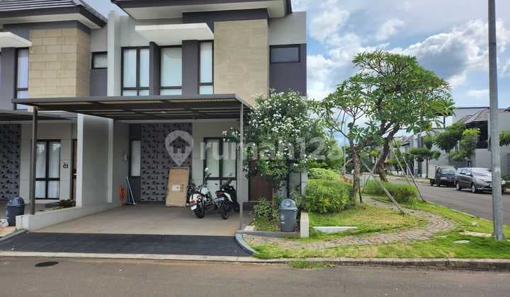 Rumah Asri Elegan 4 Kamar di Cluster Grand Wisata (73519 DK / DS)