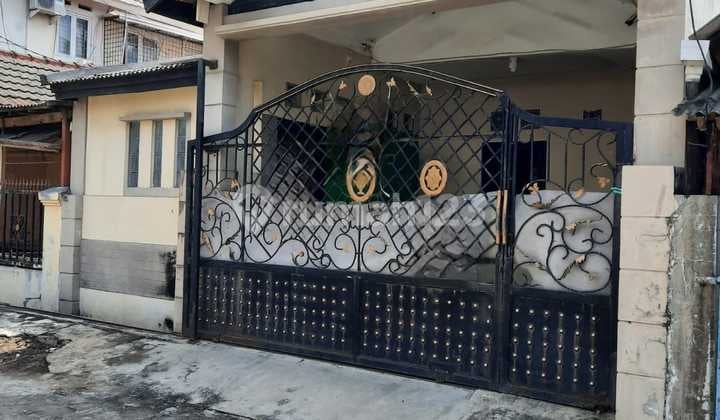 Rumah Banyak Akses & Fasilitas di Harapan Indah (13668 DS)