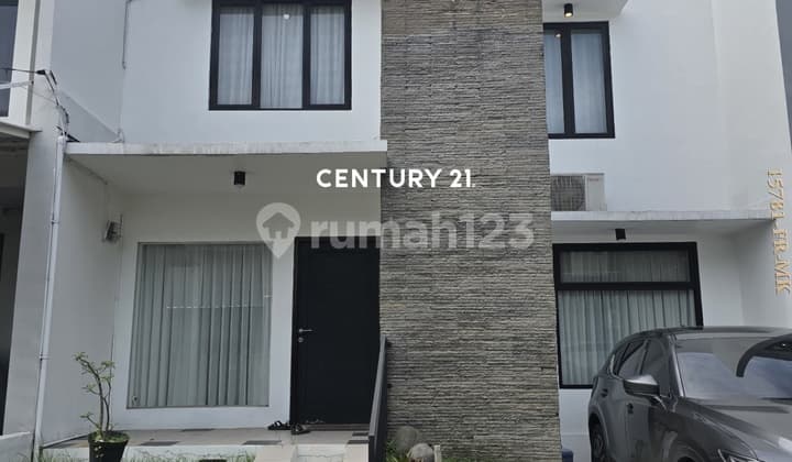 Dijual Rumah Semi Furnished 2 Lantai Nyaman dan Startegis