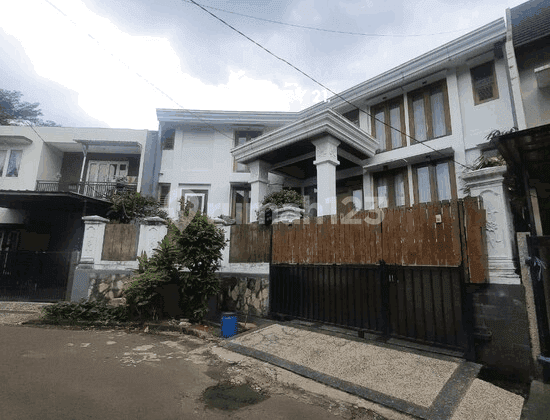 Rumah Siap Huni Bintaro Jaya Ada Swimming Pool Sirkulasi Bagus