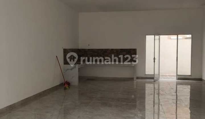 Di Jual Villa Baru Siap Huni di Komplek Merci Medan