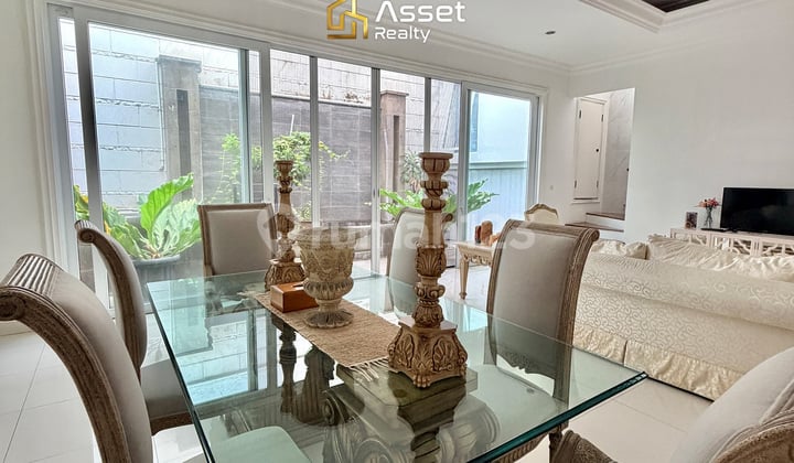 Menteng - Rumah Sewa 200 M² Full Furnish, Siap Huni!
