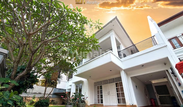 Rumah Pondok Indah Lingkungan Tenang 400 Meter