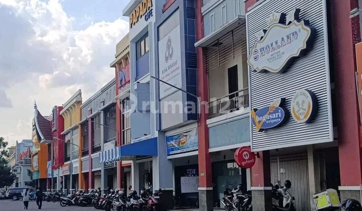 Ruko Premium Siap Huni Kondisi Bersih Terawat Baru Seleai Renov Siap Masuk Lokasi Palm Square Pondok Candra