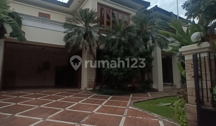 Rumah dengan Lokasi Premium Pondok Indah