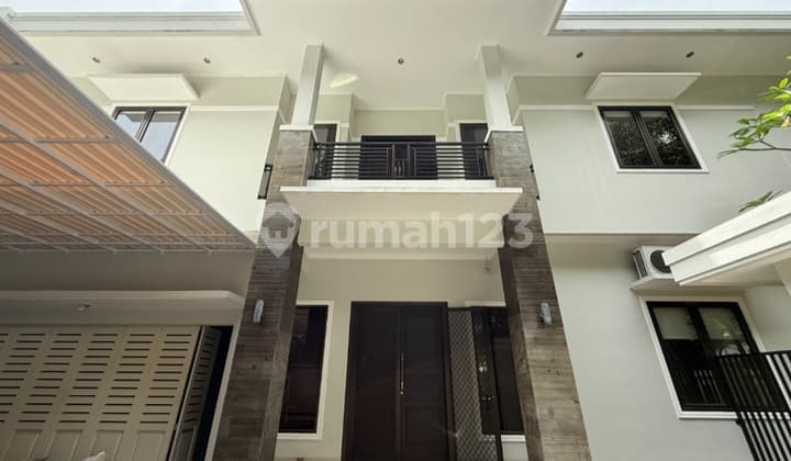 Rumah Modern Siap Huni Area Senopati