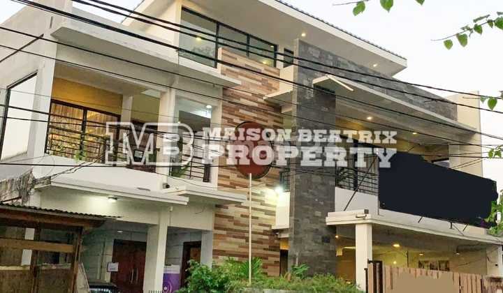 House & Active Salon Business for Sale with Furnishings, Price Reduced, Quick Sale Location Near Bxc Mall, Schools, Pasmod, Hospital in Bukit Nusa Indah Ciputat