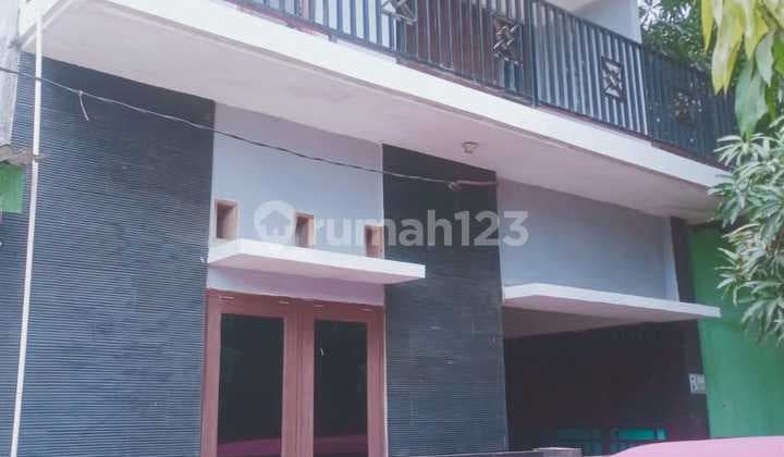 Diual Rumah di Perumahan Alinda Kencana Permai, Kaliabang Tengah, Bekasi Utara