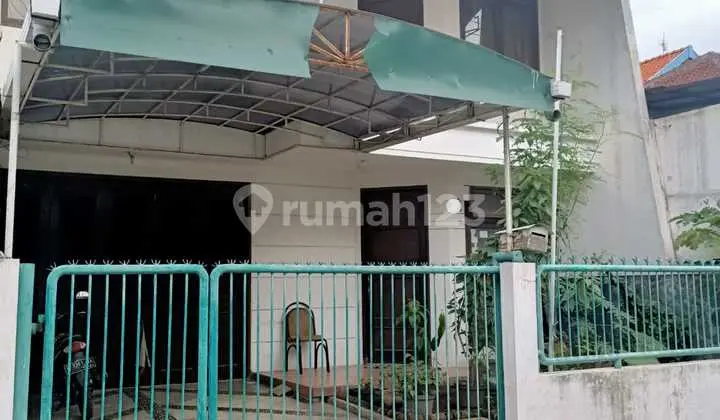 Dijual Rumah Pucang Anom Timur Surabaya Siap Huni Strategis 2 Lantai