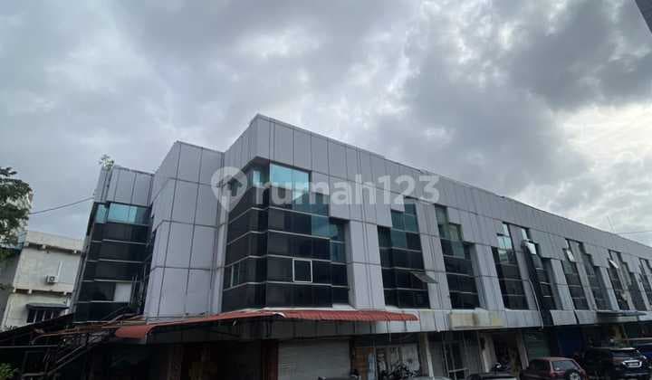 Dijual 2 Unit Ruko Hook di Nagoya Kawasan Ramai Penduduk