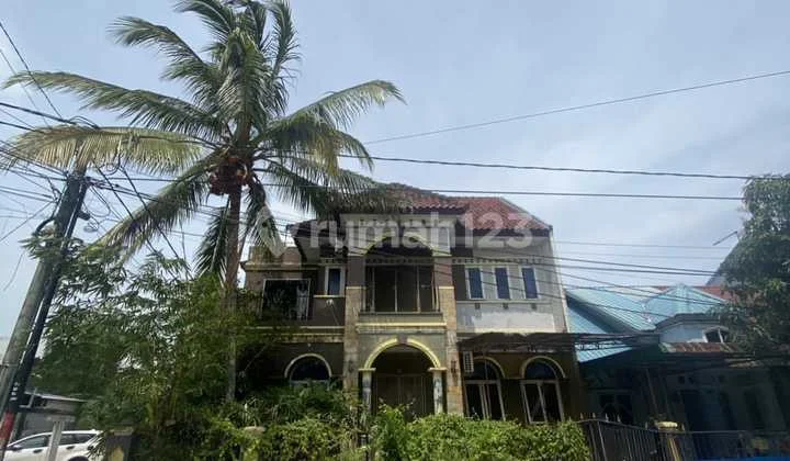 For Sale Two-Storey House in Baloi, Hook Position, Freehold Title