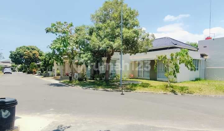 Dijual Rumah Hook Royal Grande Siap Huni