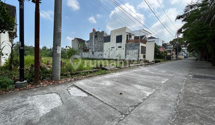 Strategic Land in Jogja, Elite Residential Area, 10 Minutes from UGM Campus