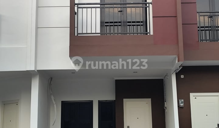 Dijual Rumah 2 Lantai Akses Mobil Dijalan Ekonomi, Sawah Besar Jakarta Pusat