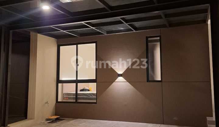 Disewakan Rumah Brand New Furnished di Carson