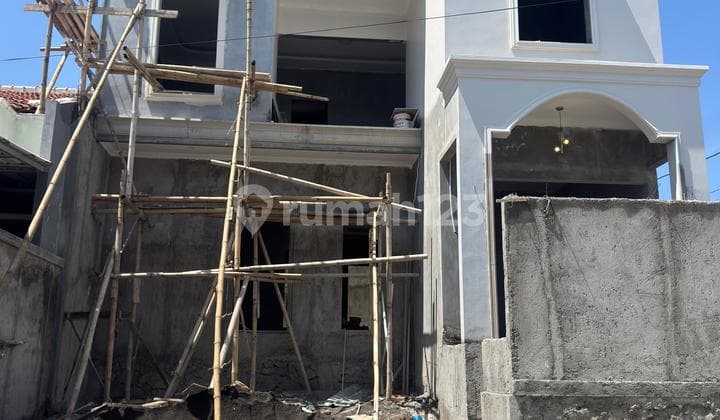 Rumah Mewah Baru On Progres Finishing di Pasadena Manyaran