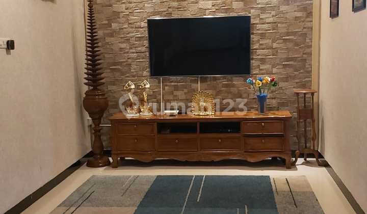 Rumah Mewah Dikawasan Elite Manyaran Semarang Barat