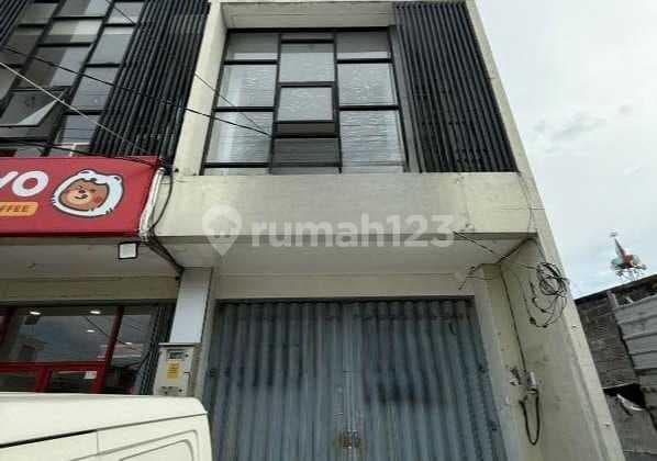 Strategic Location of Ruko Raya Lontar, West Surabaya