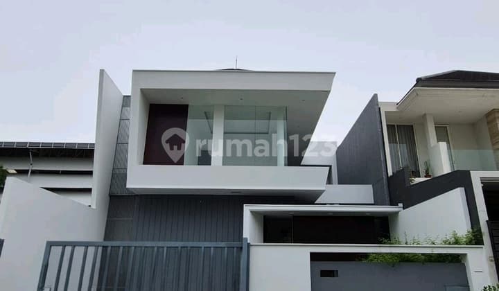 Baru Gress Minimalis 2 Lantai Pakuwon Indah With Pool