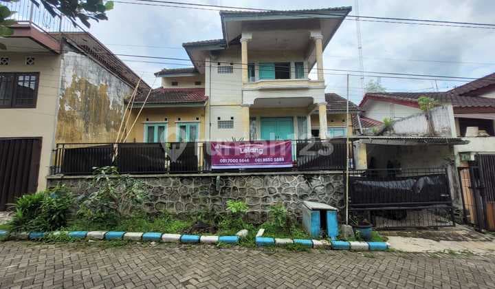 Rumah 2 Lantai Bagus dan Murah di Kota Malang