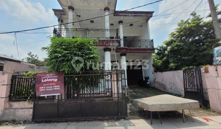 Rumah 2 Lantai Luas dan Murah Dekat dengan Alun-Alun Ngoro Mojokerto