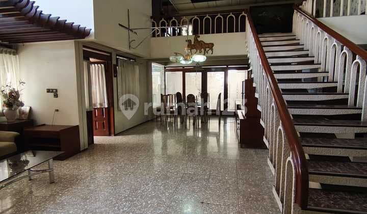 Rumah Siap Huni 2.5 Lantai SHM Nyaman Strategis di Setrasari Raya