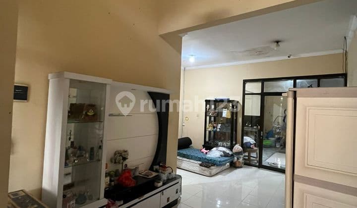 Rumah Murah Strategis 2 Lantai SHM Siap Huni di Jl. Caringin