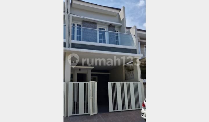 Dijual Rumah Minimalis Modern di Tenggilis Mejoyo, Dekat Ubaya