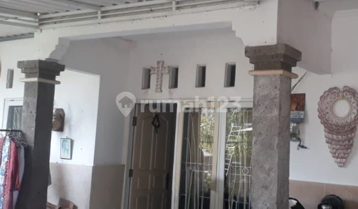 Rumah Asri Dekat Canggu