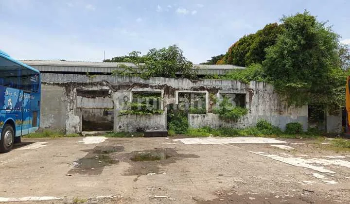 Strategic Land on Daan Mogot Main Road